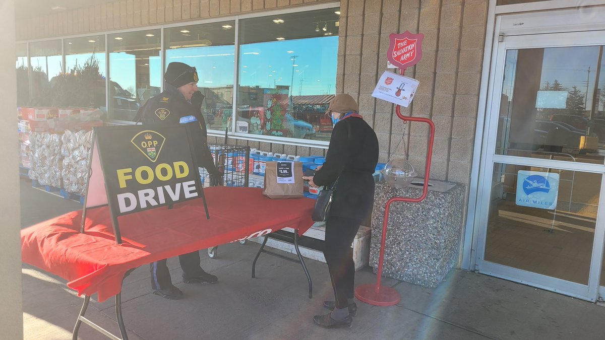 #LACOPP #OPPAuxiliary and #OPPSAVE invite you to help us help those in need.  Cram the cruiser at #MetroNapanee and #GiantTiger in Napanee today!  ^sm