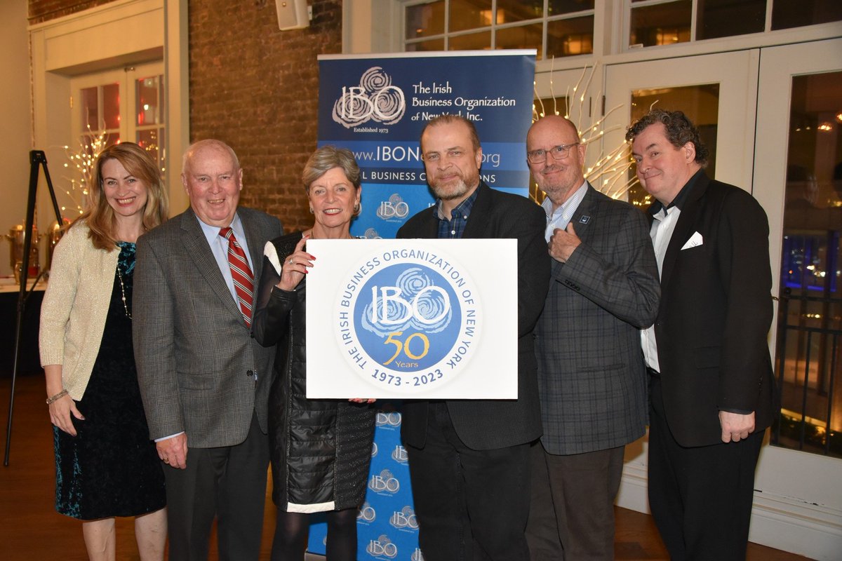 IrishBusinessNY's tweet photo. Showing off our new 50th-anniversary logo: IBO Advisory Board Member Eilleen Collins @collinsnetwork1 , IBO President Paul Finnegan @Paul_NY , and IBO Past Presidents Martin Dunne, Attracta Lyndon, John Lee @johnleemedia and Niall O’Leary @nynynol
(PHOTO: Nuala Purcell) https://t.co/zb2lrqssz5