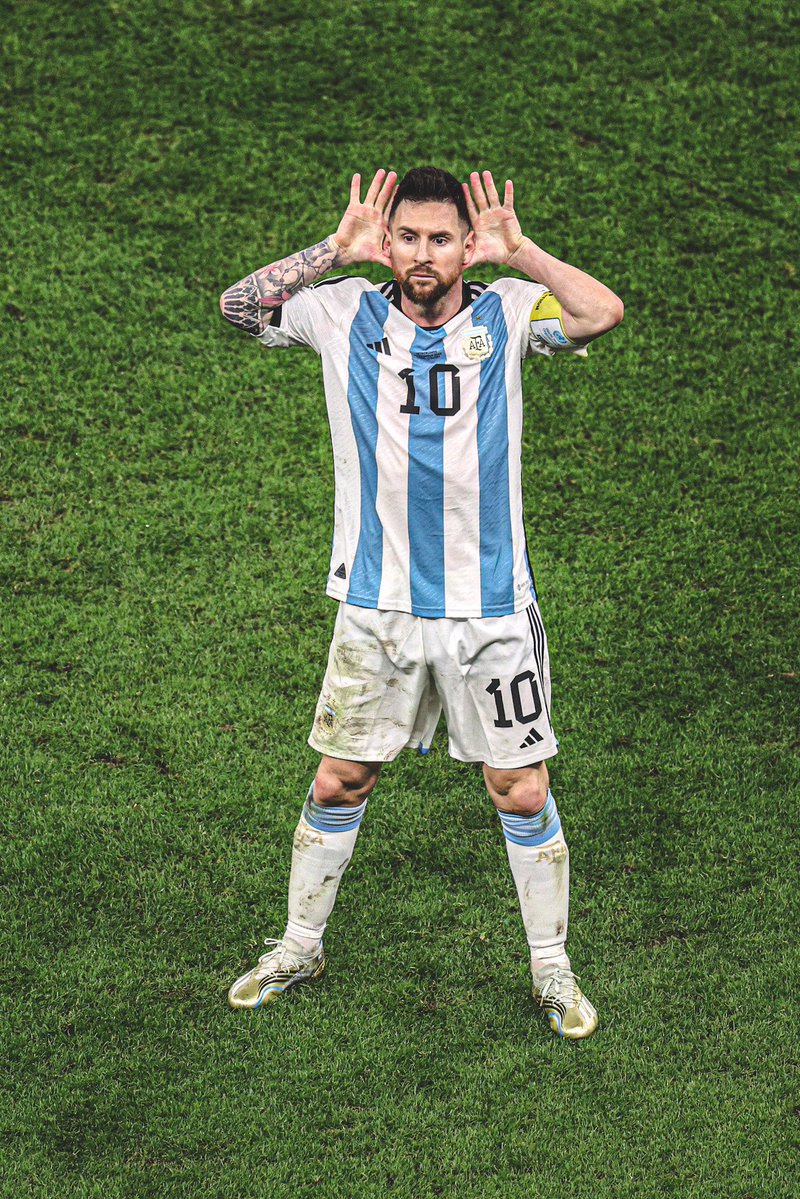 RodriBilicki's tweet photo. @migoya Genios totales ambos! @migoya por cumplir su promeos y @PABLOMS1983 por traernos suerte en los penales. No vuelvas sin la copa, quedate a ver la final https://t.co/MDOPl6WDV5