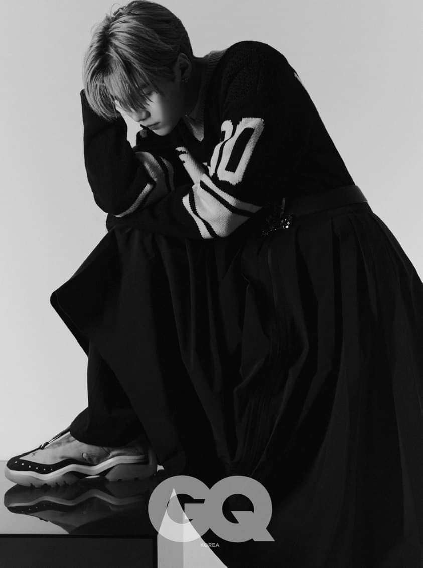 MinYunki013's tweet photo. Yoongi breaking gender stereotypes since 2013 💕

#Yoongi #SUGA #yoongimarryme #AgustD @BTS_twt https://t.co/xVMN0QY1KR