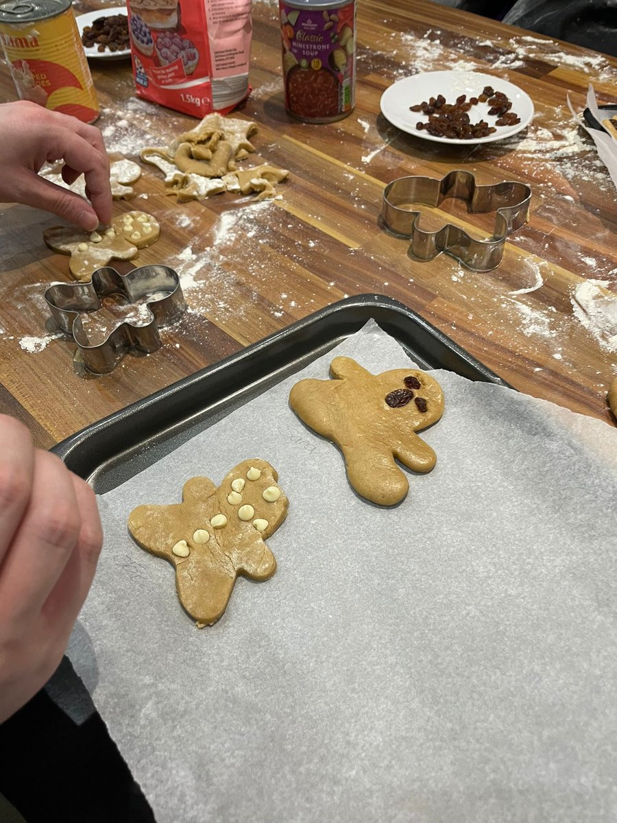 This week we made mince pies and ginger bread men 👩🏻‍🍳🥣 <a href="/RiversideUK/">Riverside Group</a>