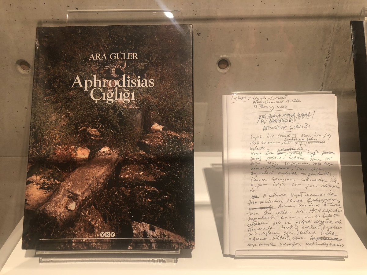 cikovaryersen's tweet photo. Roma döneminden kalma eserlerin, sütunların ve dönemin mimarisi içinde yaşayan bir köy halkı… Ara Güler’in gözünden Aphrodisias sergisini Erimtan Müzesi’nde ziyaret etmeyi unutmayın!  @Comdjournal #COMD357 #BilkentPost #ErimtanMuseum #Ankara #Bilkent #AraGüler #Aphrodisias https://t.co/xcf5hwEoSc