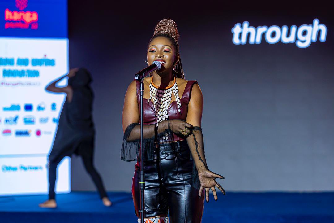 kura_rw's tweet photo. Spoken Word Prudence Dube: I don't want to cry anymore. We learnt that, us as young people, it is our role to innovatively solve different problems such as those around sexual reproductive health.
#kura
#HangaUhige
#MembersFirst
#ASaferFuture https://t.co/dIyAeJnIjB