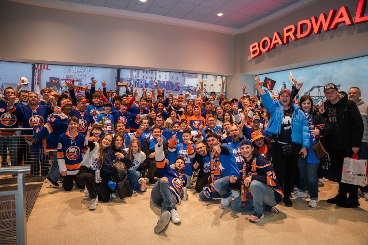 ISLES FANATICS tweet media