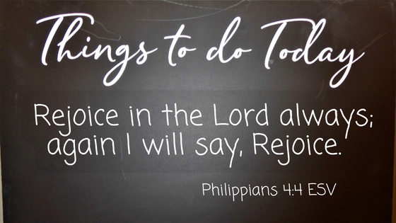 SeeLoveFollow's tweet photo. #AdventWeek3 #JOY
Joy and happiness aren't the same things. It seems that joy might be related to gratitude and giving thanks, despite your circumstances. https://t.co/G7BmpNLi9Q