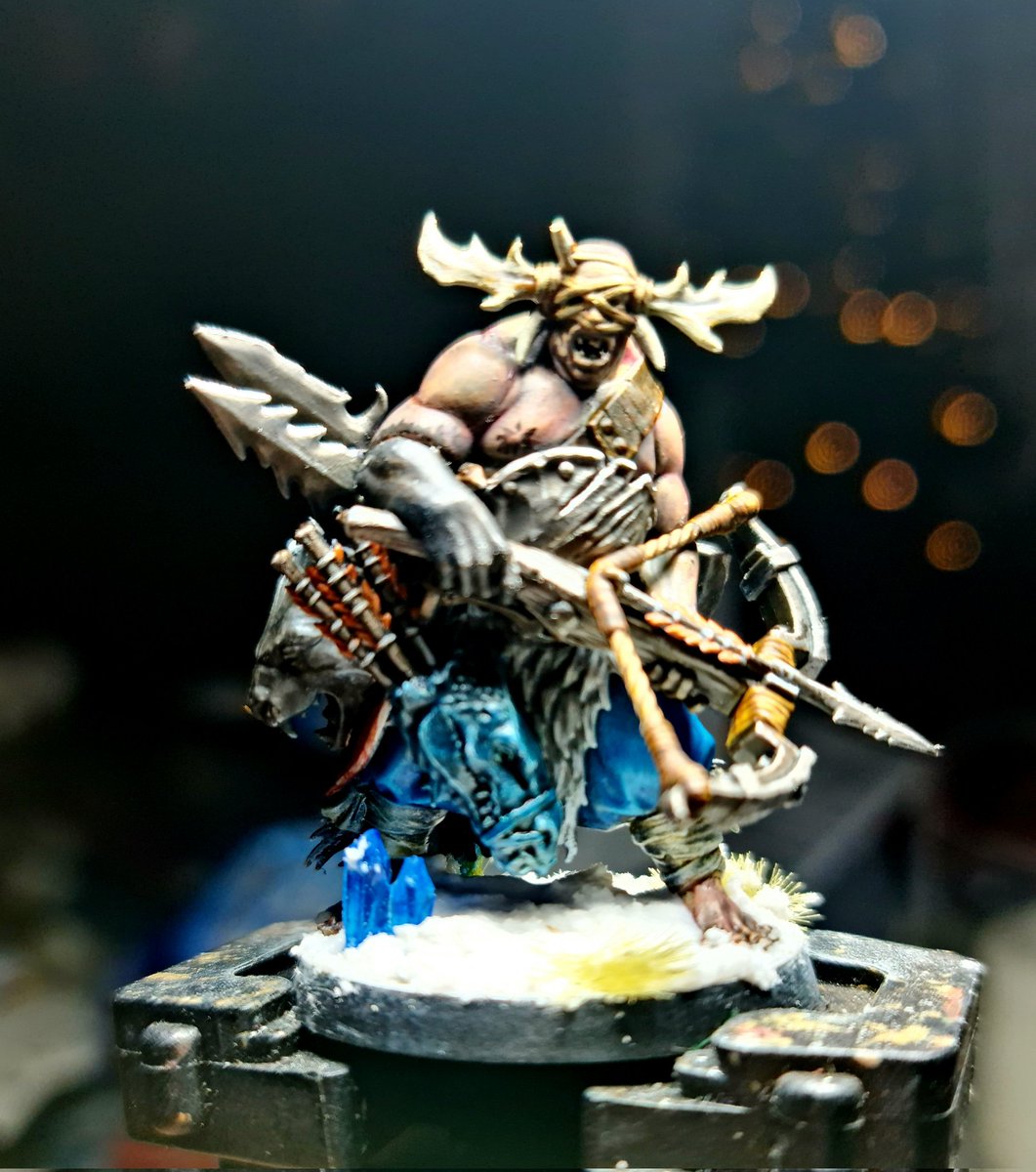 BattlelineNicky's tweet photo. Painted up this dude today. 
#WarhammerCommunity #Mawtribes #warhammer #ageofsigmar https://t.co/GoErFzzvZ7