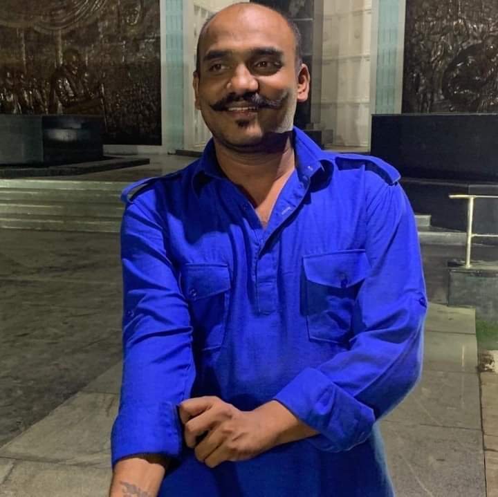 Yogi18657384's tweet photo. आत्मसम्मान हा तुमच्यासाठी सर्वोच्च असला पाहिजे

डॉ बाबासाहेब आंबेडकर

आणि बाबासाहेबांचा आत्मसम्मान आम्हाला प्राणपेक्षा ही प्रिय आहे..

#releasemanojgarbade 
@PuneCityPolice @CPPuneCity https://t.co/WVUWZDPhoi