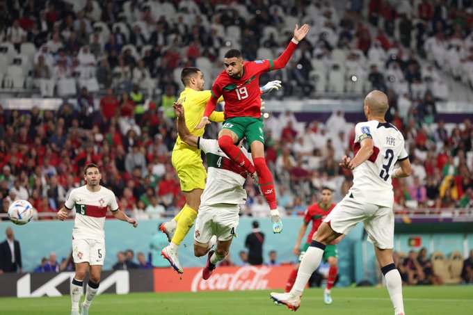 MARRUECOS 1 PORTUGAL 0  - Mundial 2022 - Cuartos de Final - Resumen - Video FjoKMpWWYAMCli2?format=jpg&name=small