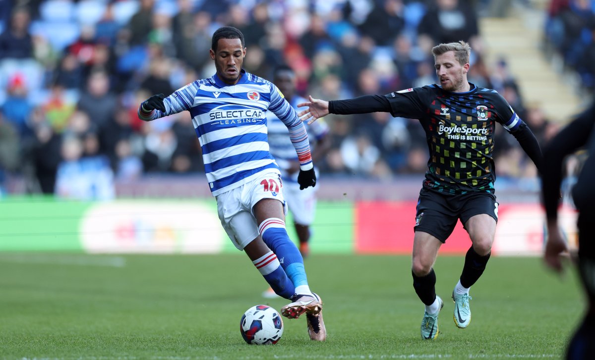 ReadingFC's tweet photo. 84 on the clock and we still have a slender lead...
Final push!
#REACOV | 1-0 https://t.co/c4ctUi3gLn