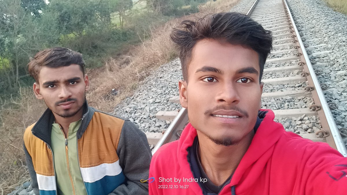 indrakp143's tweet photo. जिंदा रहकर क‌ई बार मरने का,
नाम ही जिंदगी है मेरे दोस्तों...!!
#indrakp https://t.co/m7Vc0B9due
