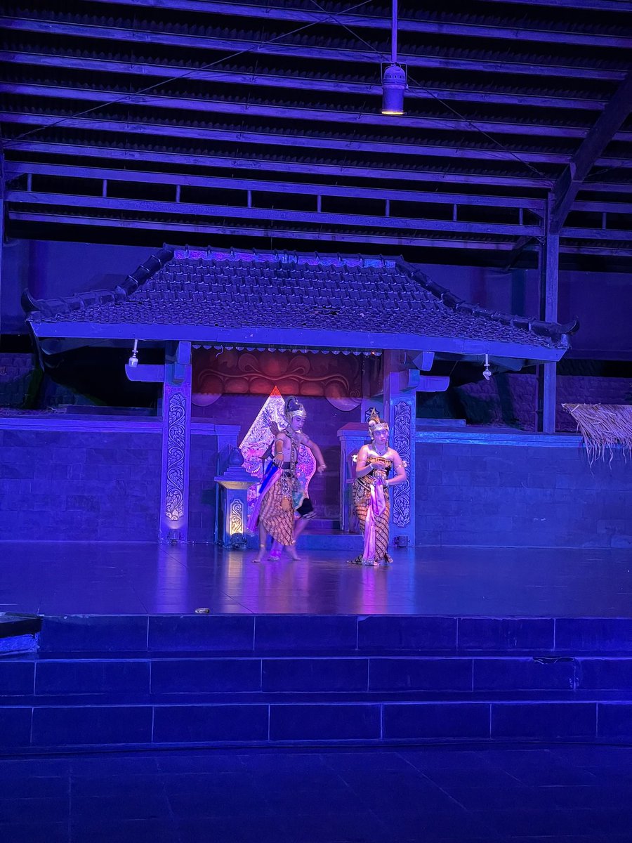 Jogja, December 2022.
Ramayana Ballet Purawisata.
A great show for myself.
👏🏻