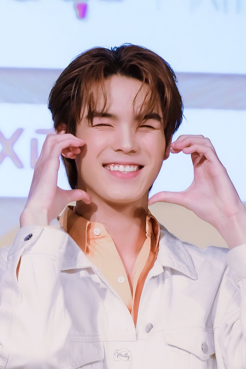 eminkky's tweet photo. เจ้าเด็กแฉบ 🐣
#LuckyBoxXมีนปิง
#TarLingPing #PingKrittanun https://t.co/1QaaRcN8aj