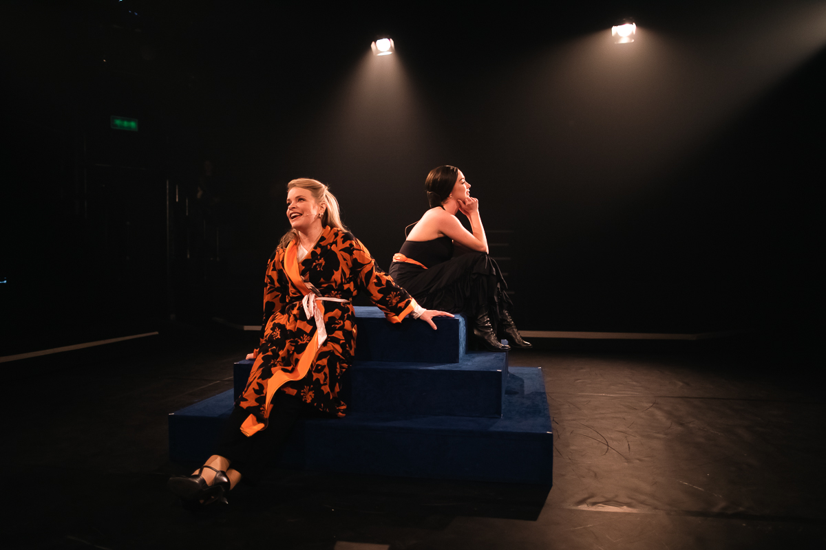 LoveGoddessMus's tweet photo. "This production was a delight to watch" (Audience Member). Don't miss your chance to see #LoveGoddessTheMusical at @cockpittheatre - https://t.co/rtdNyydqVm

#MusicalTheatre #OffWestEnd #NewMusical
📸 @RoswithaChesher https://t.co/H4cggFPSz7
