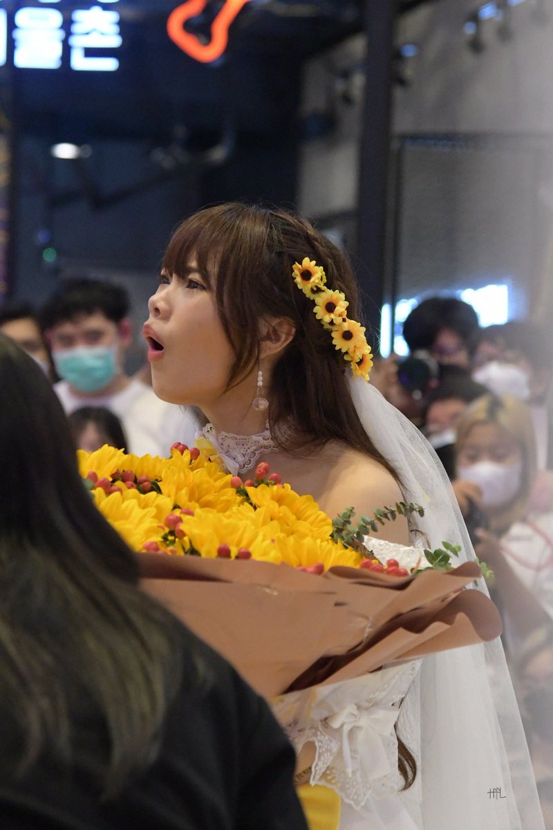 tfflwtmiusic's tweet photo. สวยขนาดนี้ มีมไม่ออกหรอก 🤭
#MusicBNK48
//เผ่น https://t.co/qGNo13SM8Y