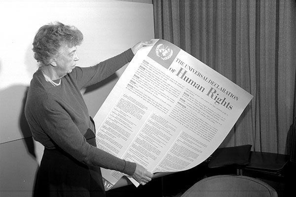 In 1948, Eleanor Roosevelt, one of the greatest New Yorkers in our history, helped create the Universal Declaration of Human Rights. On #HumanRightsDay, we reaffirm New York's commitment to preserving the inalienable rights Eleanor Roosevelt & so many others fought to enshrine.