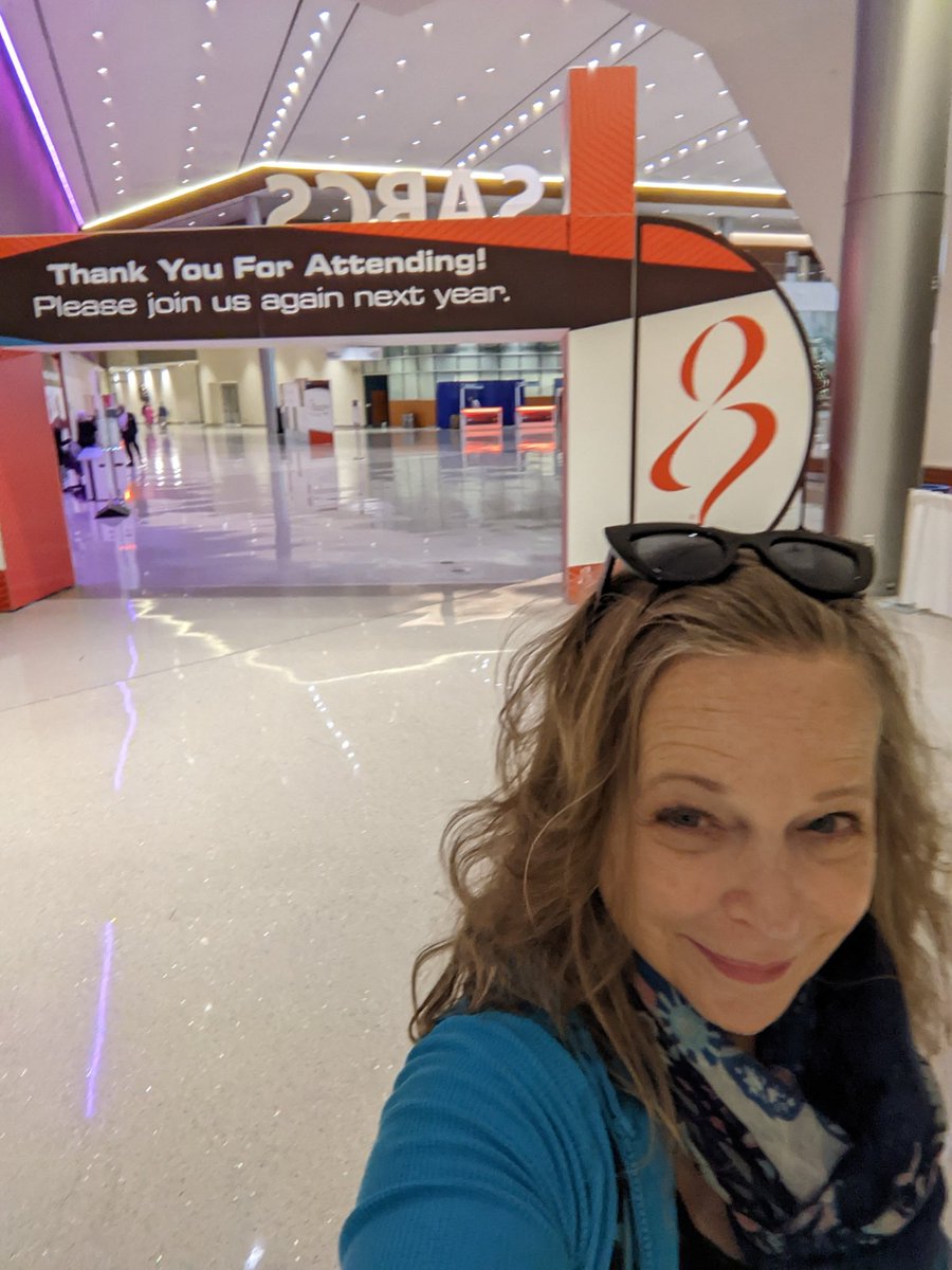 And that's a wrap. TY  #SABCS22 <a href="/abreastcancer/">Alamo Breast Cancer</a> 4 a w'fully informative conference. Grt 2C #lobular #breastcancer highlighted &amp; patient advocates welcomed to the table. We're all in this together. Let's keep it that way as we take this awful disease down for good. #OncoAlert #bcsm