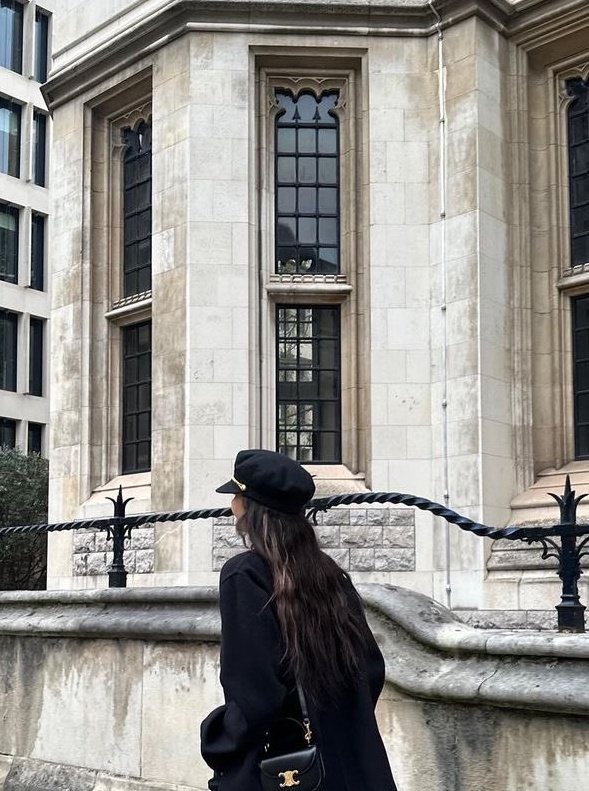 9795VERSE's tweet photo. — them in Paris ♡
#TAEHYUNG #태형  #ลิซ่า #리사 #LISA https://t.co/IX7GJLsGhM