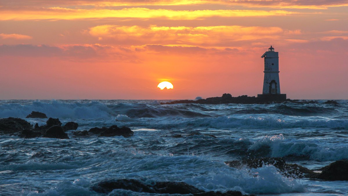 MrLobech's tweet photo. Lighthouse Shift: https://t.co/U9WMapVcLI
From:
@pinftagram

@pinftagrammp

#pinftagram #bsc #minting #WTF #marketplace #ligerplay #nftart #NFTCommunity #NFT #BoatEaterLighthouse #Italy #Travel #Sunset #Sea #Sun #Lighthouse #Waves #Seashore #guidinglight #italia #Clouds #Nature https://t.co/YtiqlPM2U6