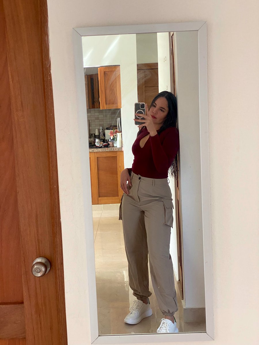 MariaBero's tweet photo. Una cosita 🥰 https://t.co/qwMYkS88pQ