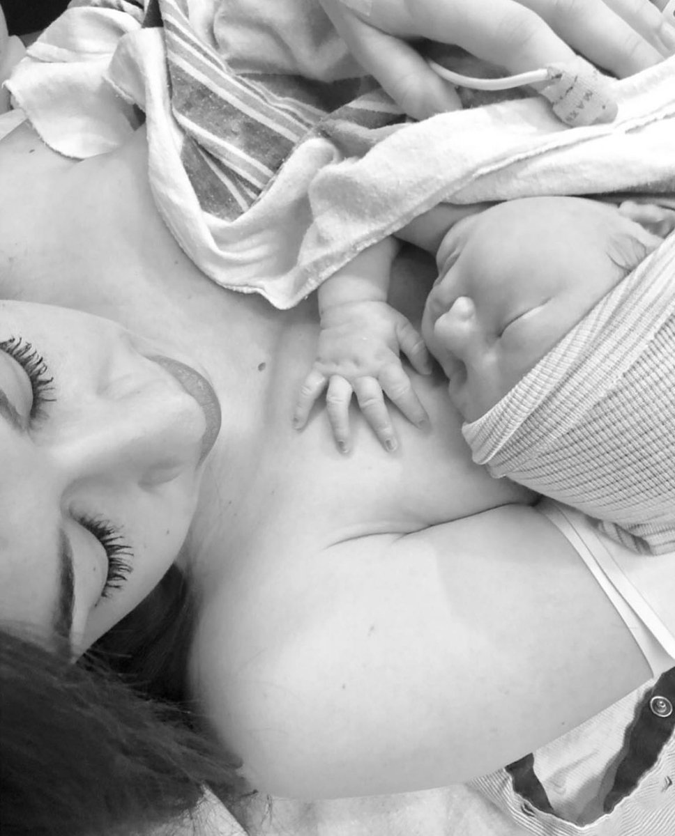 colleenfiles's tweet photo. happy fourth birthday to flynn! https://t.co/8p6rx1NwGa