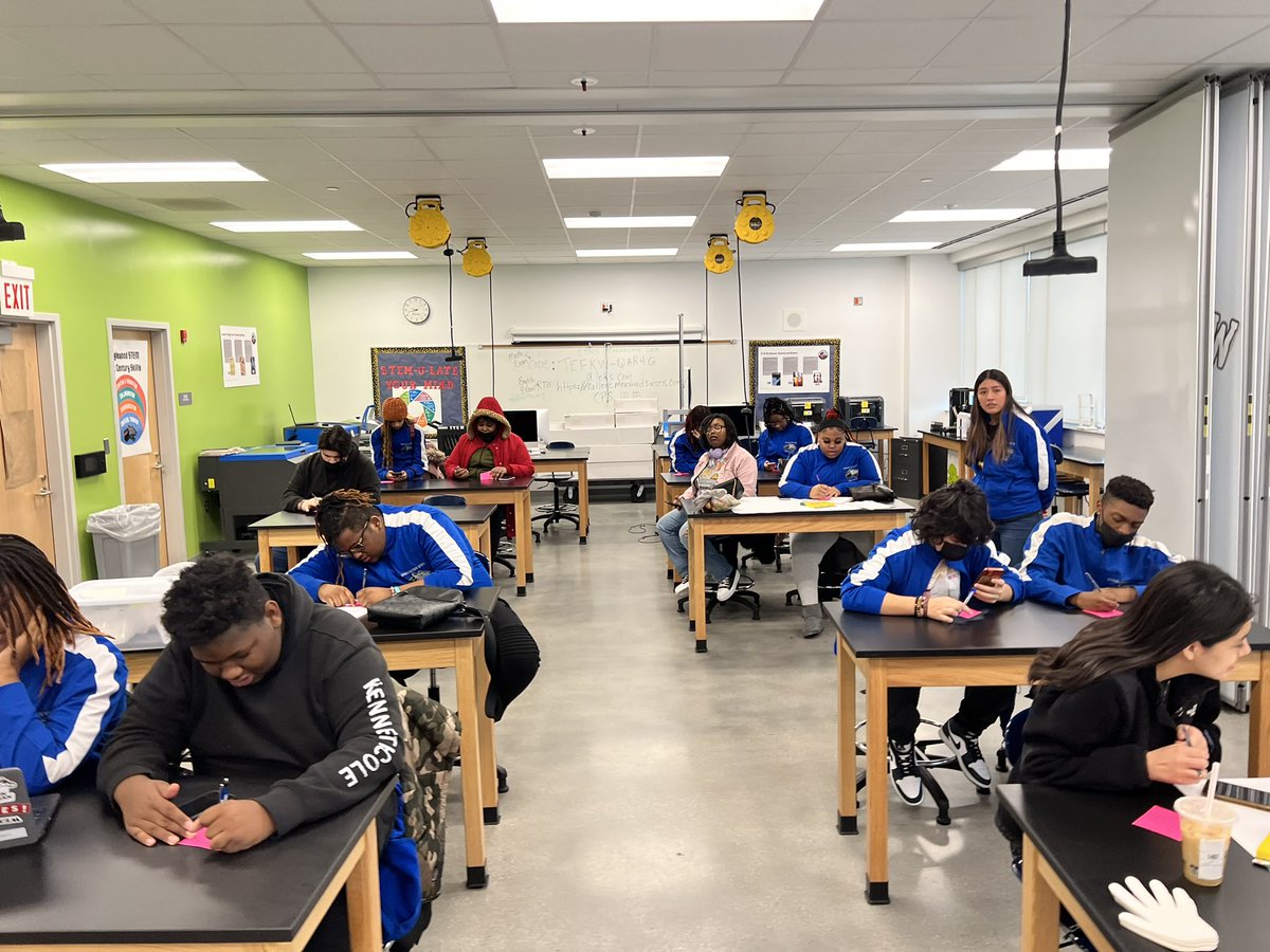 Check out some of our <a href="/AftrSchoolMttrs/">After School Matters</a> students from our N16 Mental Health Leaders at work! They will be leading our Mental Health Youth Leadership Summit! Planning started today with them!! See y’all May 6th 2023!! <a href="/CPSNetwork16/">CPS Network 16</a>