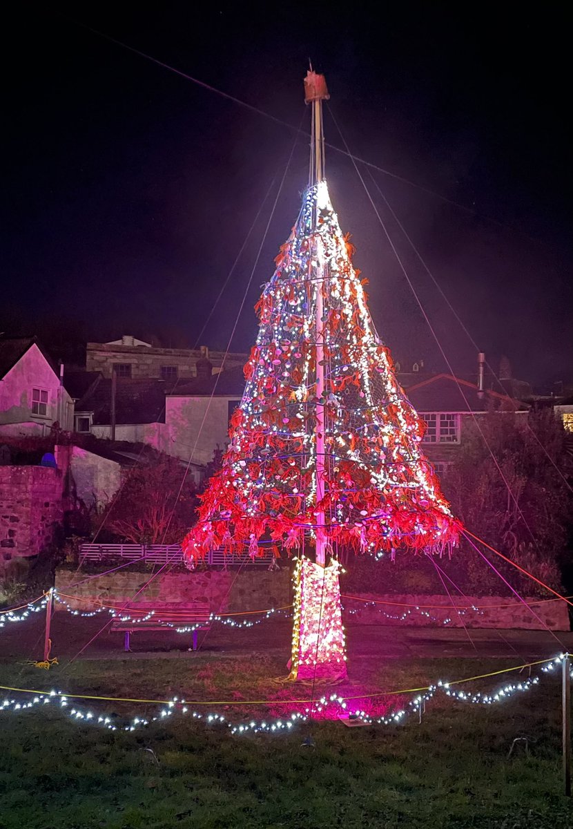 Newlyn Harbour Lights (@lightsnewlyn) on Twitter photo What an amazing switch-on of the 2022 Christmas lights display! Huge thanks to everyone who attended & all those who made it happen! β€οΈ <a href="/penleelifeboat/">RNLI Penlee Lifeboat</a> <a href="/SonicFireworks/">Sonic Fireworks</a> <a href="/NPHC_1906/">Newlyn Harbour</a> #Newlyn #Christmas #Community What an amazing switch-on of the 2022 Christmas lights display! Huge thanks to everyone who attended & all those who made it happen! β€οΈ <a href="/penleelifeboat/">RNLI Penlee Lifeboat</a> <a href="/SonicFireworks/">Sonic Fireworks</a> <a href="/NPHC_1906/">Newlyn Harbour</a> #Newlyn #Christmas #Community
