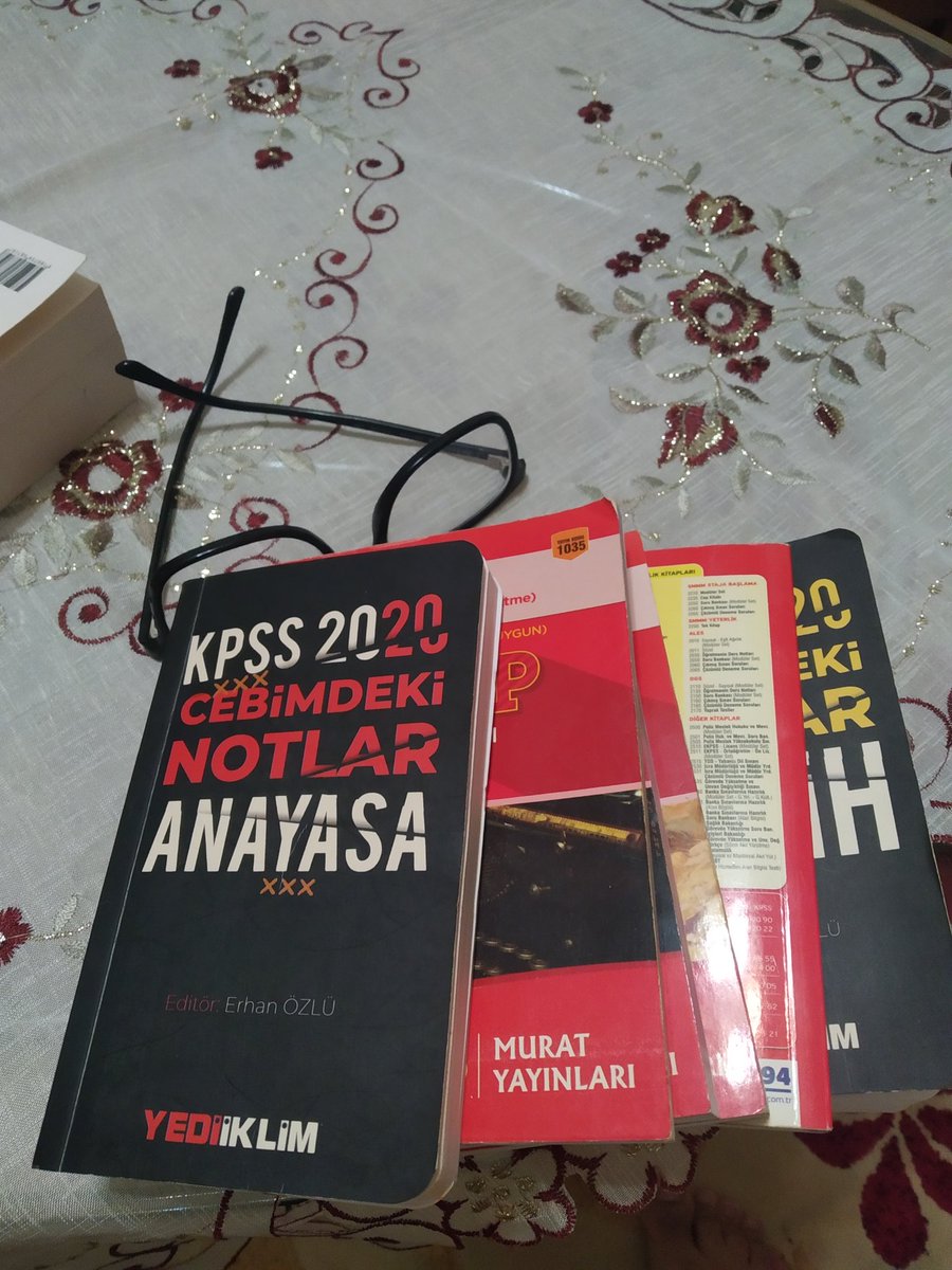 İnanmayacaksınız ama böyle cep kitaplarıyla 87 puan almıştım 🥲 ve bi işe yaramadı 🫠
#YüzyılaRekorKpssB