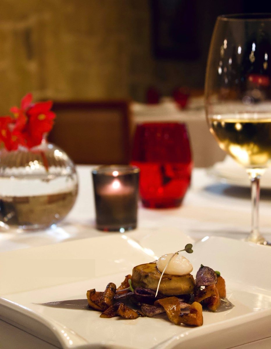 HotelCapcades's tweet photo. A Les Capçades ja sentim, vivim i olorem la nit de dissabte... 😋

En Les Capçades ya sentimos, vivimos y olemos la noche de sábado ... 😋

https://t.co/179P1OOjYd

#hotellescapcades #hortadesantjoan #ruralterraalta #terraalta #foodies #gastronomia #smarthotels https://t.co/RAjWEqg2T5