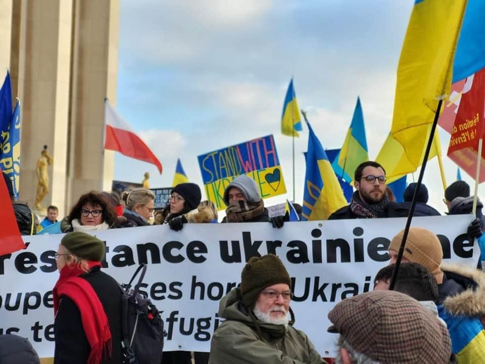 AlexisMayet's tweet photo. Soutien au peuple ukrainien : #Poutine assassin !

Troupes russes hors de toute l’#Ukraine ! 

#Paris #Solidarité https://t.co/SBSUKyKzPP
