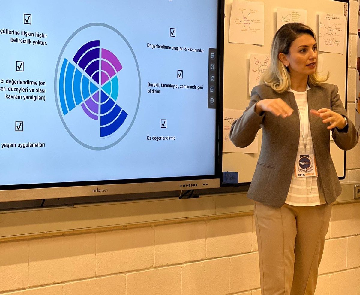 TÖZOK 9. Ortaöğretim Çalıştayı vesilesiyle eğitimciler olarak bir araya gelmek çok keyifliydi. <a href="/TOZOK1951/">TÖZOK</a> ve <a href="/irmakokullari/">Özel Irmak Okulları</a> na bizleri bu güzel organizasyonda bir araya getirdikleri için teşekkür ederiz.