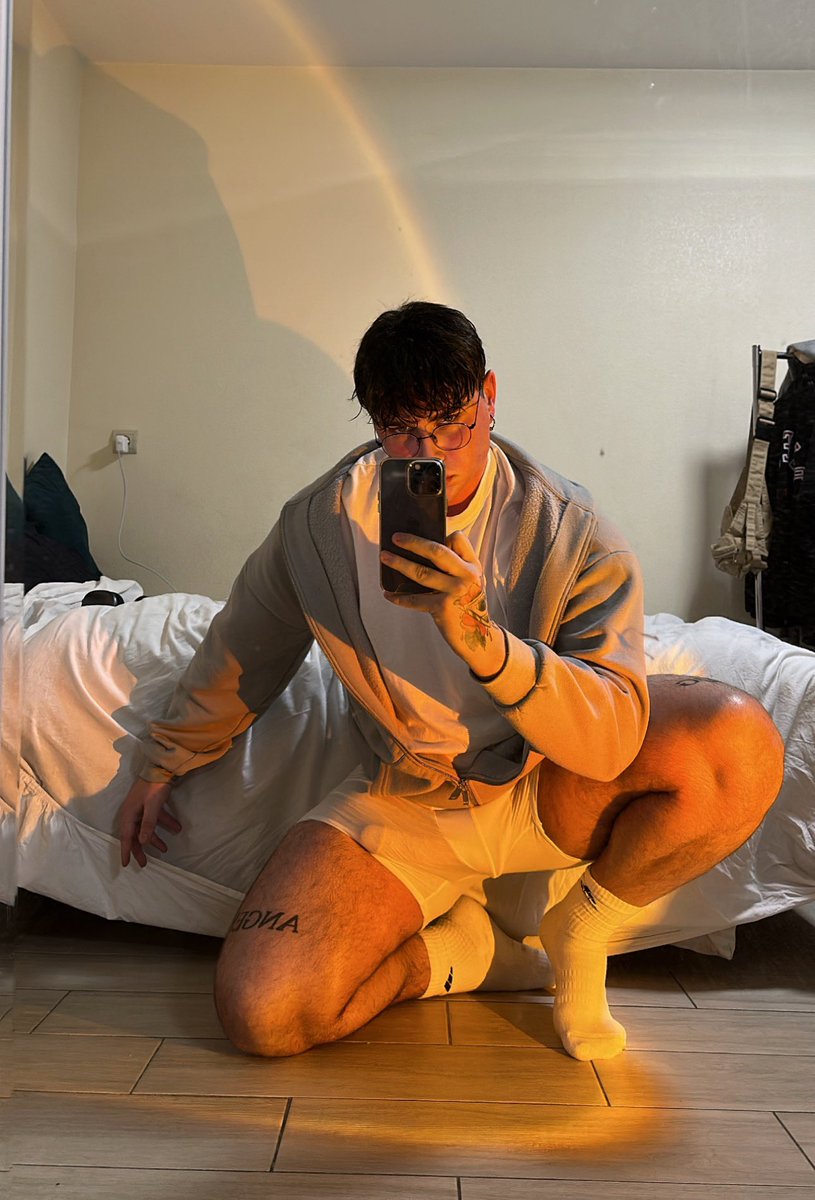 pashatwinkk's tweet photo. RT if we can cuddle? 🫶🏼 https://t.co/FduXGXiK8J