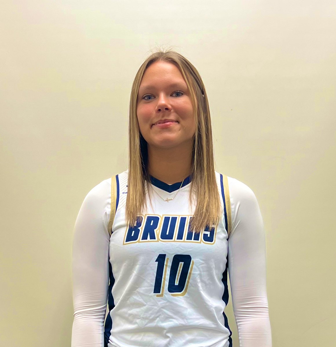 TriWestGBB's tweet photo. Zoie Bruner
10 points shooting 4-7 from 2
4 rebounds
8 assists
6 steals
1 block https://t.co/Qv4tR3oHRm