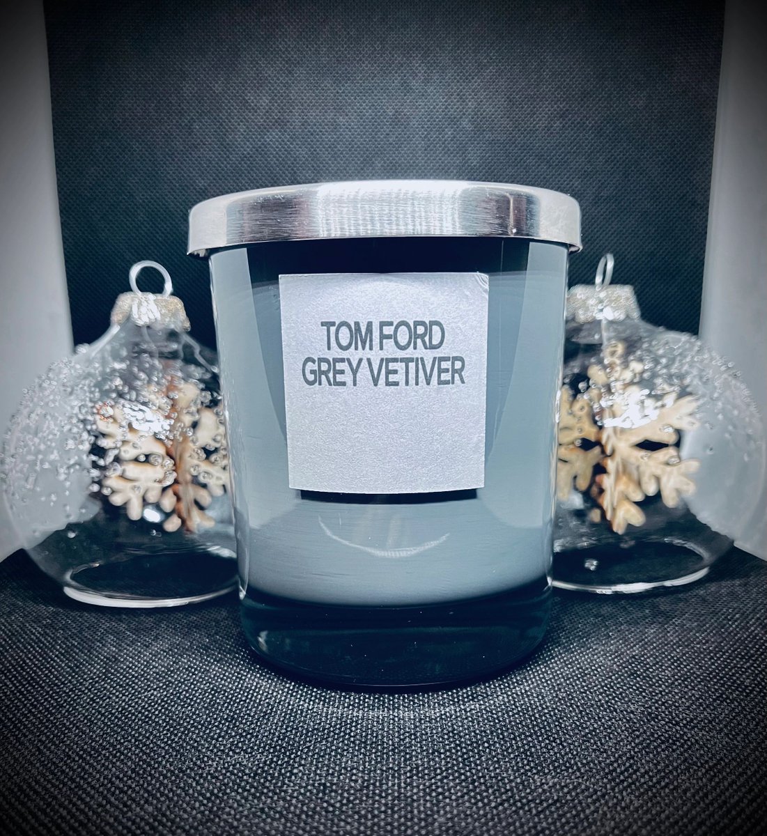 ScentsbyShane's tweet photo. The first of our inspired by Tom Ford Range comes 'Grey Vetiver in a stubbing gloss grey glass jar. 300g homemade scented candle. #candles #candlestore #home #homedecor #designer #homemade #christmas #sale #shop #shopping #offers #gifts #presents #tomford
https://t.co/D6wAMqiyyz https://t.co/g83XnlMqPm
