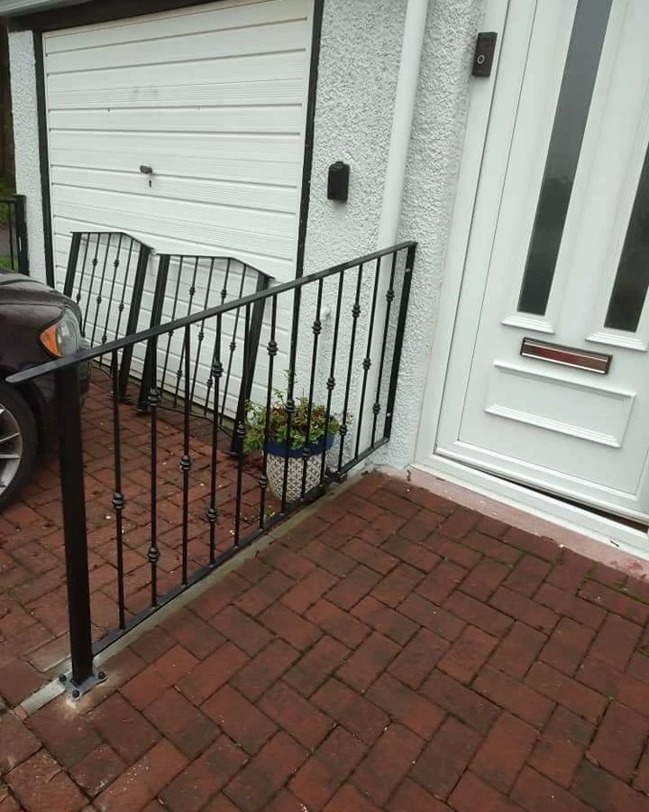 handrails front and back door we made and installed recently customer happy heading into these winter months. #safety #mobility #handrails #welding #bespoke #metalwork #fabrication #steel #Scotland #uk #alva #Edinburgh #alloa #forthvalley #stirling #falkirk #dunfermline #fife