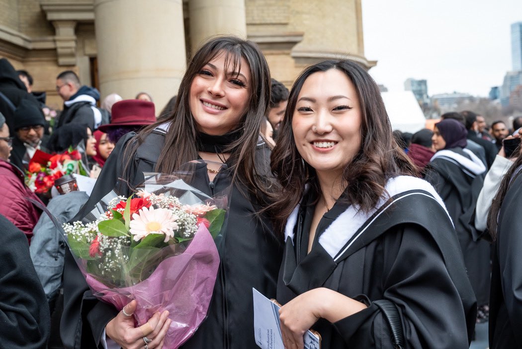 UTM's tweet photo. We’re just as happy to see you as you are to see each other! 
Congrats to all the #UofTGrad20 and #UofTGrad21 alum reuniting for #UTM’s in-person graduation celebrations 🎉

More: https://t.co/fmkQORzexJ https://t.co/Dtb5YqOEpl