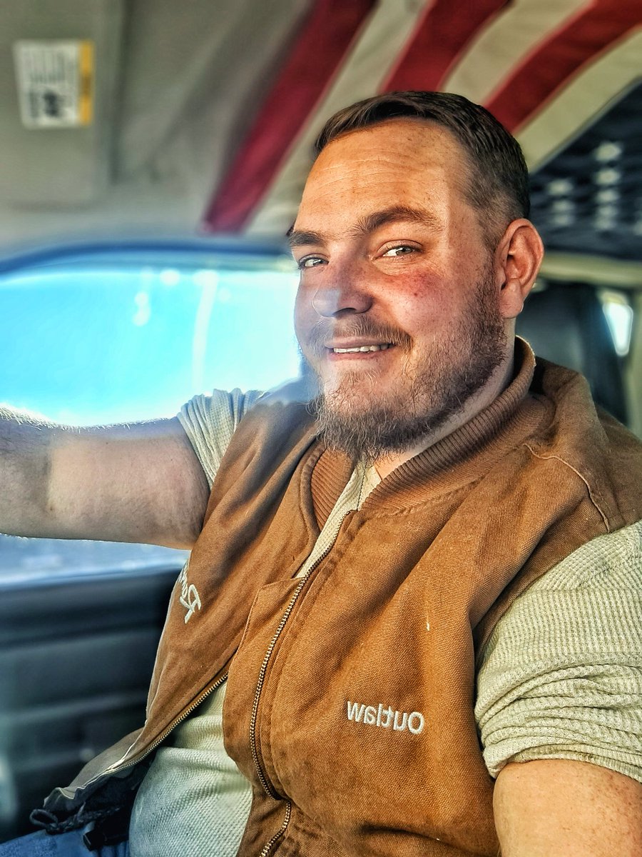 Coloradohunter2's tweet photo. Fresh cut and beard trim. Feeling like a new fella.#countryboy #redneck #freshhaircut #coloradoguy https://t.co/zMofqE55uZ