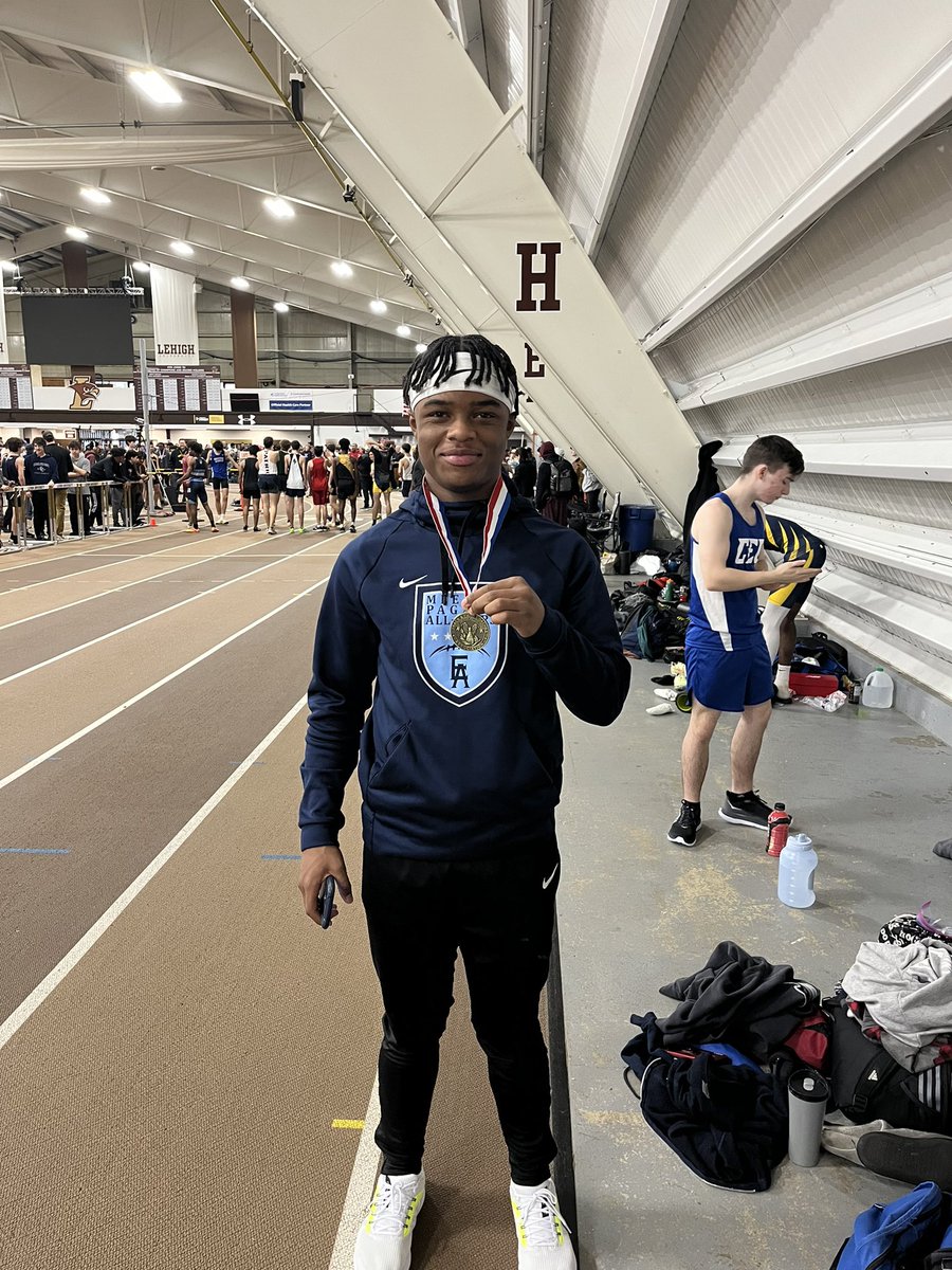 EA Boys' Track tweet media