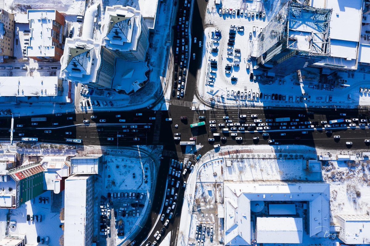 When speaking of the coldest capital cities in the world, we usually think of the capital cities of Canada, Russia, Iceland or the Scandinavian countries. However, it is Mongolia’s capital, Ulaanbaatar that is the coldest capital city in the world. Feel the cold🤗