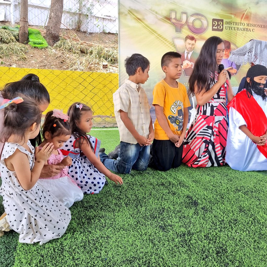 JoseUrciaCarlos's tweet photo. (BAGUA GRANDE) Desde el "Corazón de Amazonas" participando de la historia de los niños #DMUtcubambaC 
"Los niños, desde su más tierna infancia, deberían ser enseñados a obedecer a sus padres, a respetar su palabra y a reverenciar su autoridad" #YoVoy https://t.co/ObMdbVTIG1
