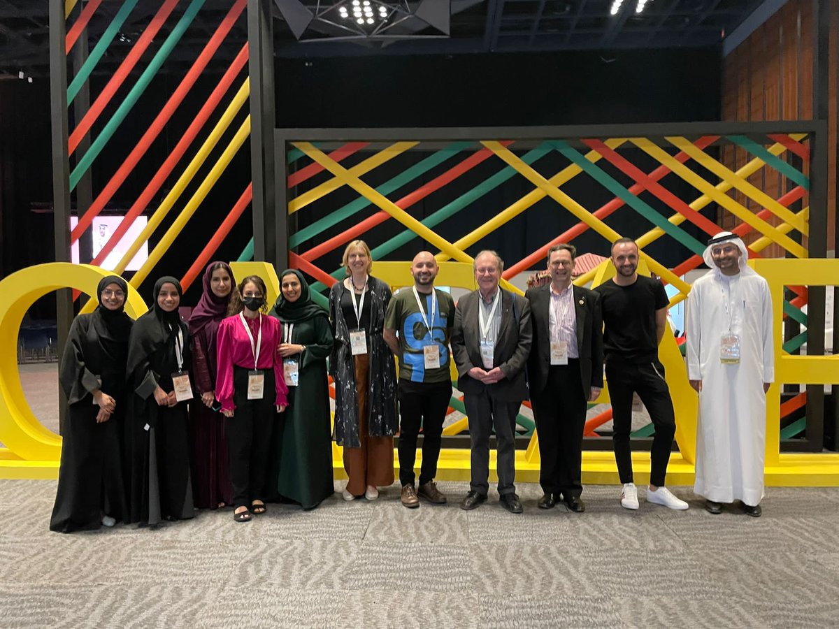 dr_afnan12's tweet image. With Prof. HR and some of the #HRRS22 fellows &amp;amp; amazing mentors 
#iacapap2022