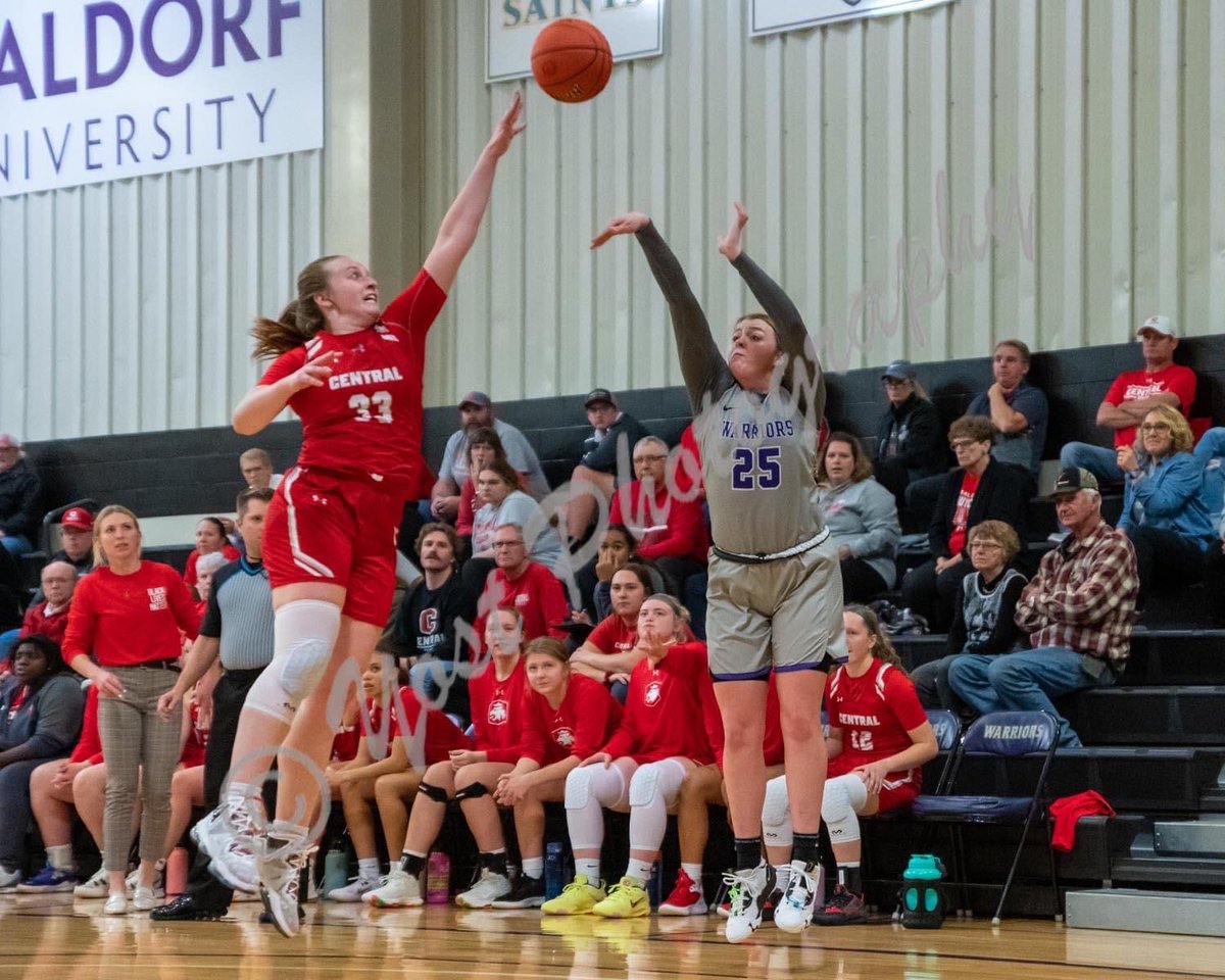 HAPPY BIRTHDAY SHOUT OUT!!!🏀🥳
#25 ⁦<a href="/DCloey/">cloey</a>⁩ Enjoy your weekend!!