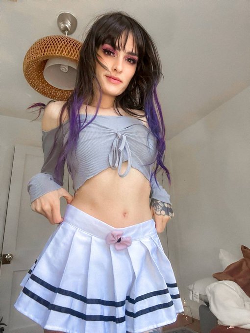 TW Pornstars Holly Beth . Pictures and videos from Twitter. Page 2