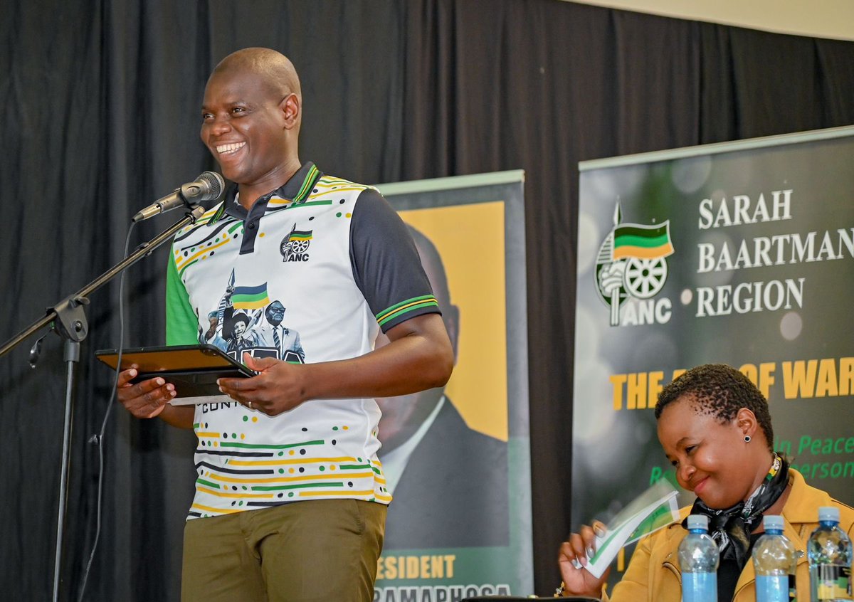 ANCGenNext's tweet photo. Deputy President candidate, Ronald Lamola, addressing the inaugural Mzimkhulu “Scara” Njadiya Memorial Lecture in Sarah Baartman Region, Eastern Cape. “ Cde Scara was grounded on organisational theory and committed on renewal and fighting corruption.” #ANCGeNNext https://t.co/fFjfoqhXr6