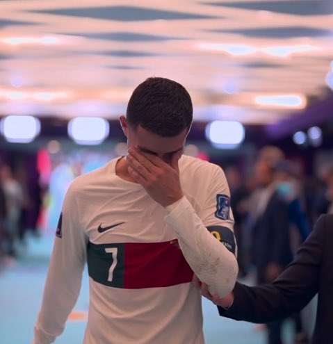 _BeFootball's tweet photo. Ces images nous brisent le cœur...💔💔 https://t.co/9ItePgj447
