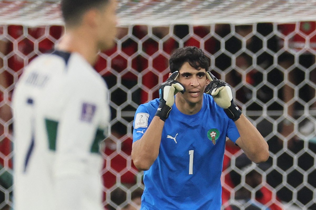 sport's tweet photo. #FIFAWorldCup
#Qatar2022 

🧤 ¡Y OTRO PARTIDAZO DE BONO!

❌ 1 solo gol en contra en todo el Mundial

🏆 Otro MVP para él https://t.co/i5TRZQMfZ3