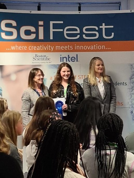 So proud of @Leiafaith2 for winning overall first place and category winner at today's  @TeenTurn #projectsquad @SciFest4STEM 
@carzq @LoretoFermoy