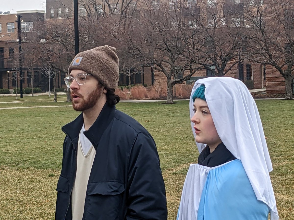 OrganizerCmw's tweet photo. @ChiCedr Will there ever be a place for holy families here? Only if we organize together to make it happen to force @theCHAtweets to keep promises @bcgproject #Posadas https://t.co/NFfcdcoH0l