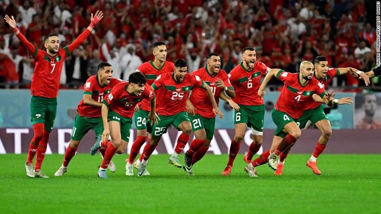 surfguild's tweet photo. To celebrate Morocco's historic victory, SG will give 10 Wolffox whitelists to the fans from Morocco and Africa🎉🎁

To win:
1. Follow @SurfGuild 
2. ❤️, tag 3 friends from Africa
3.  Leave a comment: 'Comgrats Morocco's'

#FIFAWorldCup #FIFA #Morocco https://t.co/fWe4PXuh5m