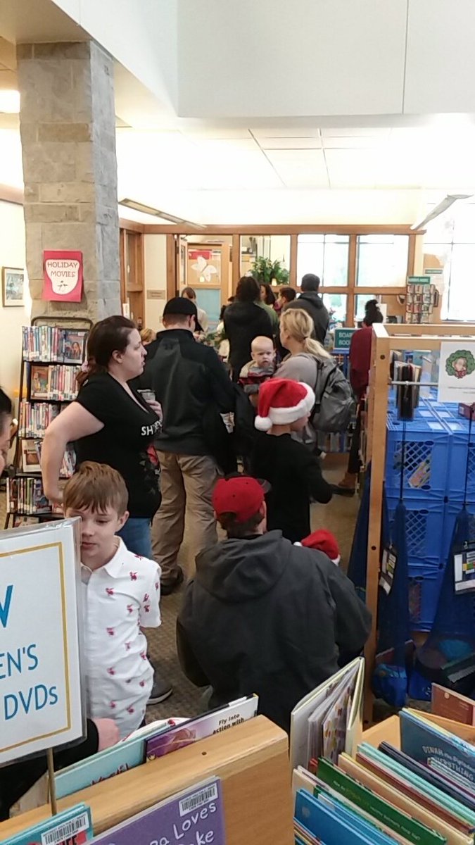 deforestlibrary's tweet photo. Waiting to see Santa! https://t.co/lyrBowDhoq