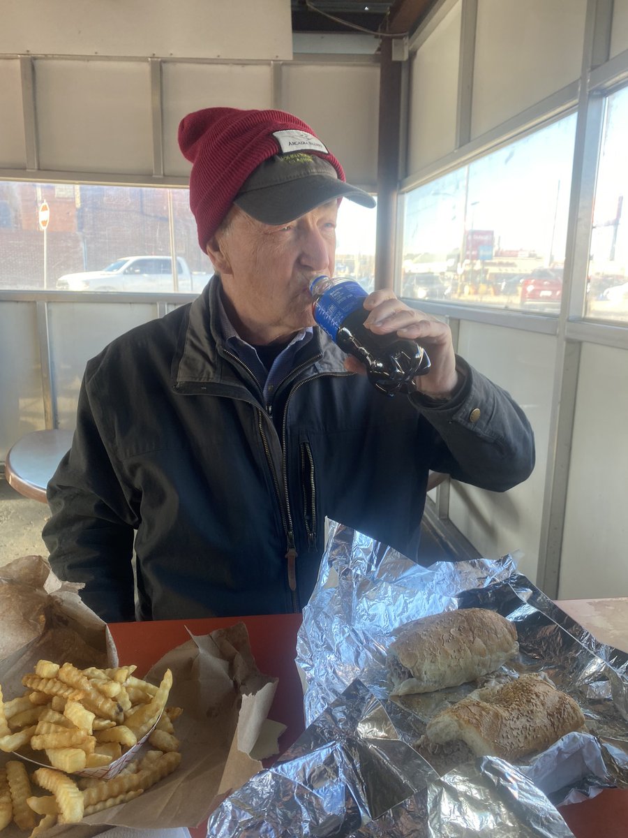 CarlsBeef's tweet photo. 9.7 cheesesteak holy fuck. John’s Roast Pork since 1930. What an amazing experience in Philadelphia https://t.co/MdnOqin93J